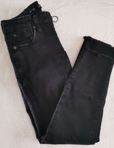 STS Blue Black Denim Cropped Raw Hem Jeans